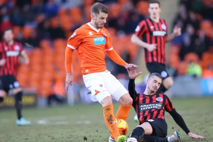 Framed Print : Joe Bennett in Action: Blackpool vs. Brighton and Hove Albion, Sky Bet Championship, 31st January 2015 Framed Print : Joe Bennett in Action: Blackpool vs. Brighton and Hove Albion, Sky Bet Championship, 31st January 2015
