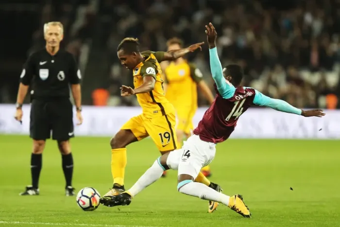 Framed Print : Jose Izquierdo Scores the Decisive Goal: Brighton and Hove Albion Take a 2-0 Lead over West Ham United (Premier League, 20th October 2017)