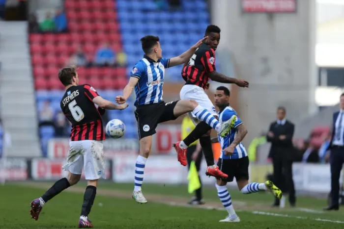 Framed Print : Kazenga LuaLua: Midfield Maestro in Action against Wigan Athletic (April 18, 2015) Framed Print : Kazenga LuaLua: Midfield Maestro in Action against Wigan Athletic (April 18, 2015)