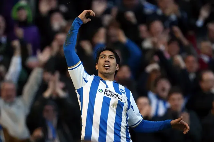 Framed Print : Leonardo Ulloa Scores Stunner on FA Cup Debut for Brighton & Hove Albion Against Arsenal (January 26, 2013) Framed Print : Leonardo Ulloa Scores Stunner on FA Cup Debut for Brighton & Hove Albion Against Arsenal (January 26, 2013)