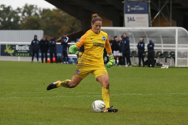 Lucy Gillett in Action: Brighton & Hove Albion FC vs. Tottenham