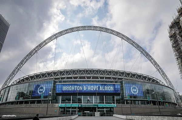 Manchester City vs. Brighton and Hove Albion: Emirates FA Cup Semi-Final Battle at Wembley Stadium (06APR19)