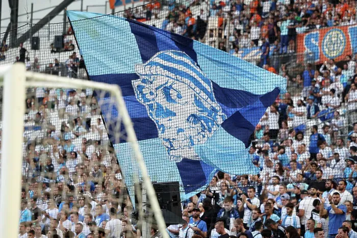 Framed Print : Marseille vs. Brighton: Europa League Clash at Velodrome Stadium (05OCT23) Framed Print : Marseille vs. Brighton: Europa League Clash at Velodrome Stadium (05OCT23)