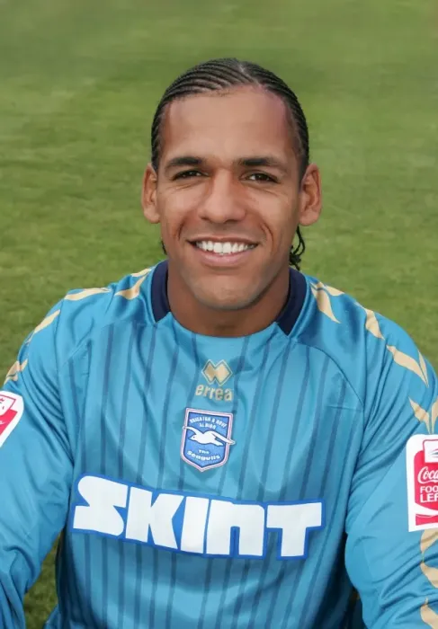 Framed Print : Michel Kuipers: A Focused Glance at Brighton and Hove Albion FC's Goalkeeping Star