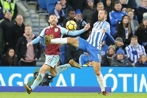 Murray vs Bardsley: Intense Clash Between Brighton's Glenn Murray and Burnley's Phil Bardsley in the Premier League (16DEC17)