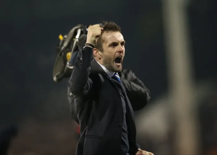 Framed Print : Nathan Jones in Action: Fulham vs. Brighton & Hove Albion, Craven Cottage, 29th December 2014 Framed Print : Nathan Jones in Action: Fulham vs. Brighton & Hove Albion, Craven Cottage, 29th December 2014