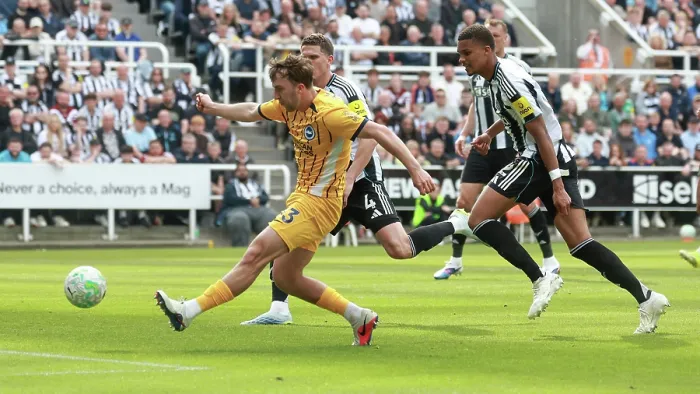Framed Print : Newcastle United v Brighton and Hove Albion Premier League 02MAY26 Framed Print : Newcastle United v Brighton and Hove Albion Premier League 02MAY26