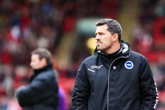 Framed Print : Oscar Garcia Leads Brighton & Hove Albion Against Barnsley, Skybet Championship 2014 Framed Print : Oscar Garcia Leads Brighton & Hove Albion Against Barnsley, Skybet Championship 2014