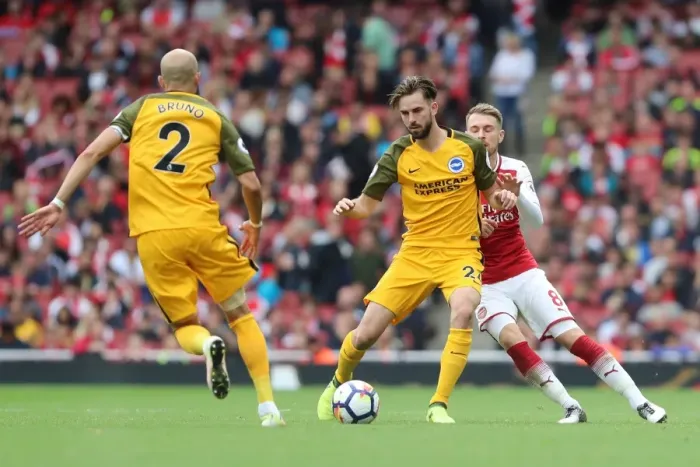 Framed Print : Premier League Showdown: Arsenal vs. Brighton and Hove Albion at Emirates Stadium (1st October 2017) Framed Print : Premier League Showdown: Arsenal vs. Brighton and Hove Albion at Emirates Stadium (1st October 2017)