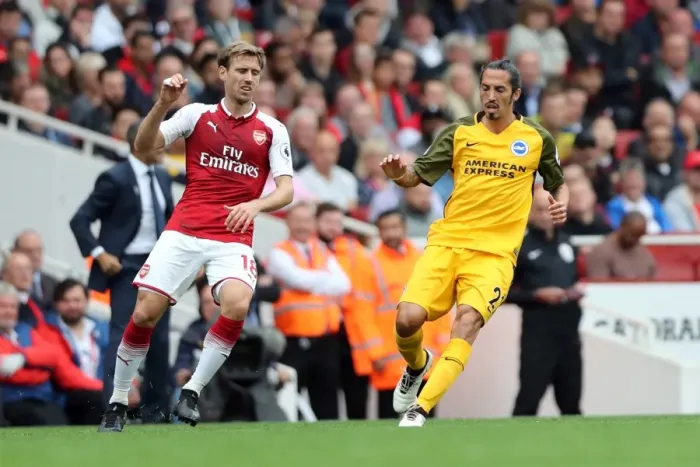 Framed Print : Premier League Showdown: Arsenal vs. Brighton and Hove Albion at Emirates Stadium (1st October 2017)