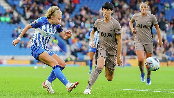 Premier League Showdown: Brighton & Hove Albion Women vs. Tottenham Hotspur Women at Amex Stadium (15OCT23) - Women's Super League Clash