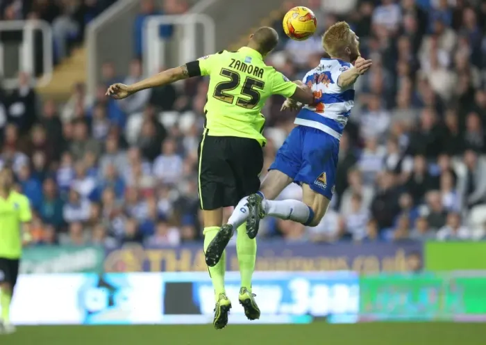 Framed Print : Sky Bet Championship Showdown: Reading vs. Brighton and Hove Albion at Madejski Stadium (31 October 2015)