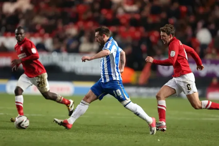 Framed Print : Stephen Dobbie in Action: Charlton Athletic vs. Brighton & Hove Albion, Npower Championship, December 8, 2012 Framed Print : Stephen Dobbie in Action: Charlton Athletic vs. Brighton & Hove Albion, Npower Championship, December 8, 2012