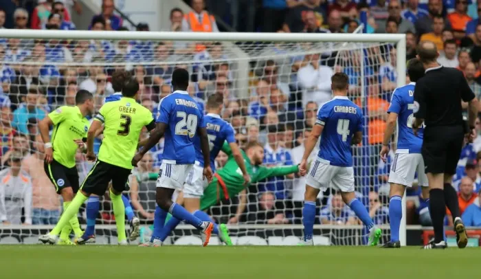 Framed Print : Tomer Hemed Scores the Game-Winning Goal: Ipswich Town vs. Brighton & Hove Albion, Sky Bet Championship (28 August 2015) Framed Print : Tomer Hemed Scores the Game-Winning Goal: Ipswich Town vs. Brighton & Hove Albion, Sky Bet Championship (28 August 2015)