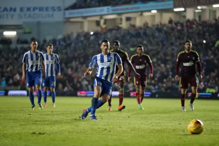 Framed Print : Tomer Hemed Scores Penalty for Brighton & Hove Albion Against Ipswich Town in EFL Championship (February 14, 2017)