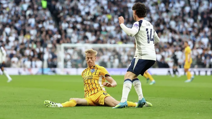 Framed Print : Tottenham Hotspur v Brighton and Hove Albion Premier League 18APR26 Framed Print : Tottenham Hotspur v Brighton and Hove Albion Premier League 18APR26