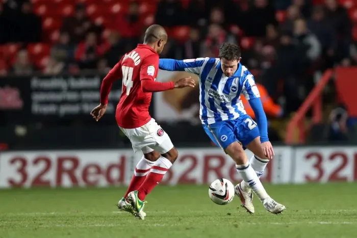 Framed Print : Wayne Bridge in action during Charlton Athletic v Brighton & Hove Albion, Npower Championship, The Valley, London Framed Print : Wayne Bridge in action during Charlton Athletic v Brighton & Hove Albion, Npower Championship, The Valley, London