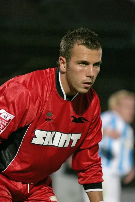 Framed Print : Wayne Henderson's Home Debut: A Heroic Goalkeeping Performance Against Reading at Withdean Stadium Framed Print : Wayne Henderson's Home Debut: A Heroic Goalkeeping Performance Against Reading at Withdean Stadium