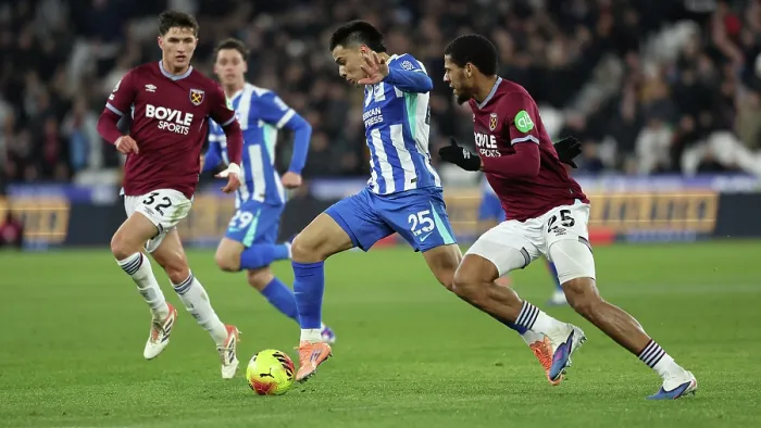 Framed Print : West Ham United v Brighton and Hove Albion Premier League 30DEC25 Framed Print : West Ham United v Brighton and Hove Albion Premier League 30DEC25
