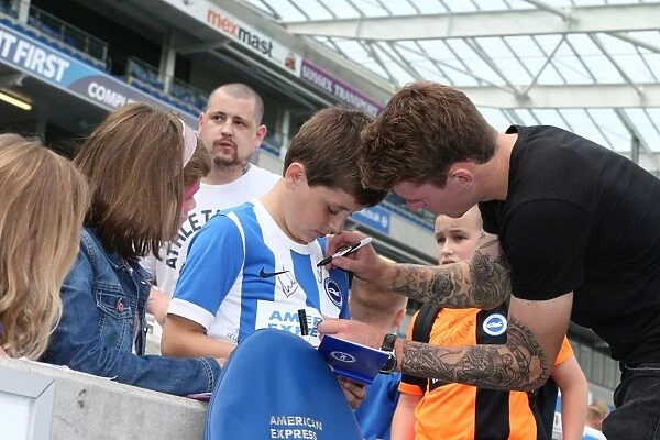 Young Seagulls Open Training Session: Glen Rea Meets Fans (July 2015)