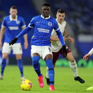 43 Yves Bissouma