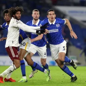 51 Lewis Dunk