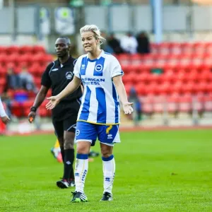 Battle in the 2013-14 Women's Football Season: Brighton & Hove Albion vs. Gillingham Battle in the 2013-14 Women's Football Season: Brighton & Hove Albion vs. Gillingham