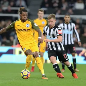 Bong vs Ritchie: Intense Battle Between Newcastle and Brighton in Premier League (30DEC17)