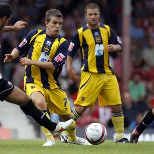 Season 2009-10 Away games Framed Print Collection: Brentford