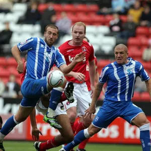 Season 2010-11 Away Games Photographic Print Collection: Charlton Athletic