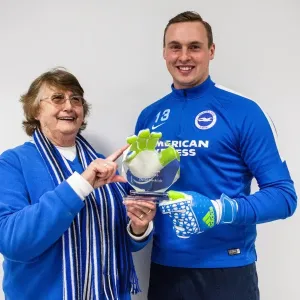Brighton and Hove Albion: David Stockdale Honored with Coach Travellers Player of the Season Award vs. Derby County (02.05.2016)