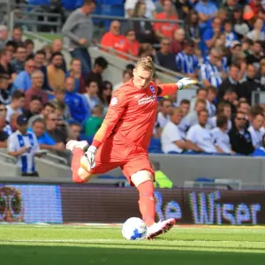 Brighton & Hove Albion: David Stockdale Kicks Away in Sky Bet Championship Clash vs. Hull City (12SEP15) Brighton & Hove Albion: David Stockdale Kicks Away in Sky Bet Championship Clash vs. Hull City (12SEP15)