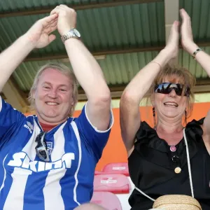 Brighton & Hove Albion Fans Electric Atmosphere: Portugal Pre-season 2011-12