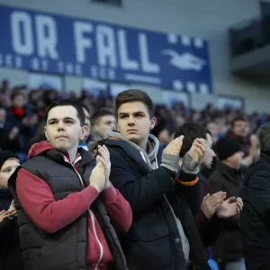 Brighton and Hove Albion Fans Honor Sarah Watts with a Moment of Applause (17 Jan 2015)