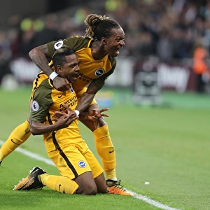 Brighton and Hove Albion: Izquierdo and Bong Celebrate 2-0 Goal Against West Ham United (Premier League 2017)