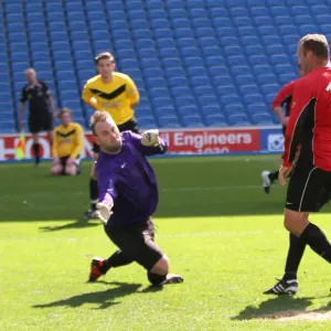 Brighton & Hove Albion: Play on Pitch Moment (April 28, 2015, 3:00 PM) Brighton & Hove Albion: Play on Pitch Moment (April 28, 2015, 3:00 PM)