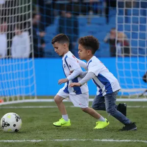 Brighton & Hove Albion: Premier League Survival Celebration - Players Lap of Appreciation (May 2019)