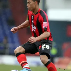 Brighton & Hove Albion: Star Midfielder Elliott Bennett in Action