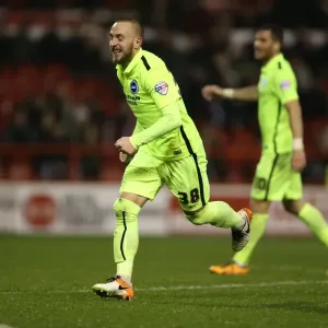 Brighton and Hove Albion vs. Nottingham Forest: Sky Bet Championship Showdown at City Ground (11 April 2016) Brighton and Hove Albion vs. Nottingham Forest: Sky Bet Championship Showdown at City Ground (11 April 2016)