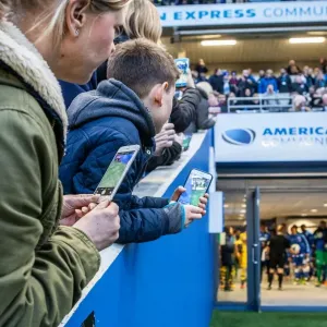 Brighton and Hove Albion vs. Fulham: Fans Eagerly Await Players Emergence (15APR16) Brighton and Hove Albion vs. Fulham: Fans Eagerly Await Players Emergence (15APR16)