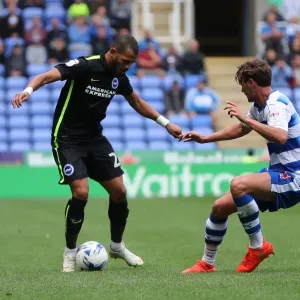 Brighton and Hove Albion vs. Reading: Sky Bet Championship Showdown at Madejski Stadium (August 20, 2016) Brighton and Hove Albion vs. Reading: Sky Bet Championship Showdown at Madejski Stadium (August 20, 2016)