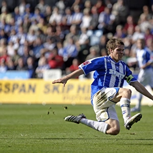 Brighton & Hove Albion vs Yeovil Town: Intense Action from the 2007-08 Home Match
