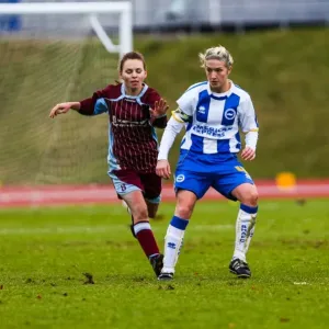 Brighton & Hove Albion Women's Football: Chesham (2) - Season 2013-14 Brighton & Hove Albion Women's Football: Chesham (2) - Season 2013-14