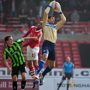 Brighton & Hove Albion's Peter Brezovan in Championship Showdown Against Nottingham Forest (24-03-2012) Brighton & Hove Albion's Peter Brezovan in Championship Showdown Against Nottingham Forest (24-03-2012)