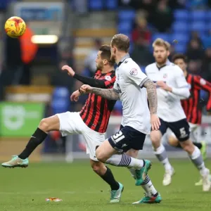 Brighton's Sam Baldock Fights for Goal Against Bolton Wanderers in Championship Clash (28FEB15)