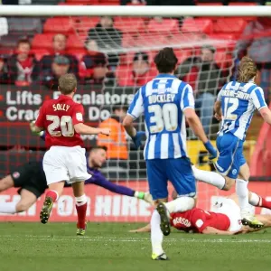 Craig Mackail-Smith Scores the Equalizer: Charlton Athletic vs. Brighton & Hove Albion, December 8, 2012