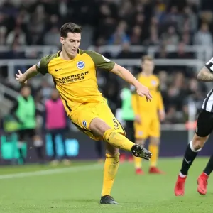 Decisive Dunk: Newcastle vs. Brighton, Premier League (30DEC17)