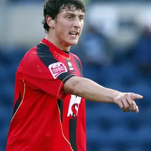 Defiant Tommy Elphick: Brighton & Hove Albion's Seagull Warrior Defiant Tommy Elphick: Brighton & Hove Albion's Seagull Warrior