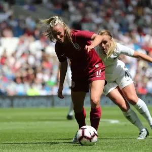 England Women vs New Zealand Women: FIFA World Cup Warm-Up Match at Brighton and Hove Albion's American Express Community Stadium (01.06.19) England Women vs New Zealand Women: FIFA World Cup Warm-Up Match at Brighton and Hove Albion's American Express Community Stadium (01.06.19)
