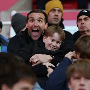 FA Cup Third Round: Intense Battle Between Stoke City and Brighton & Hove Albion at bet365 Stadium (January 6, 2024)